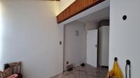 Lounges - 25 square meters of property in Westdene (JHB)