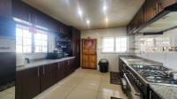 Kitchen of property in Northdale (PMB)