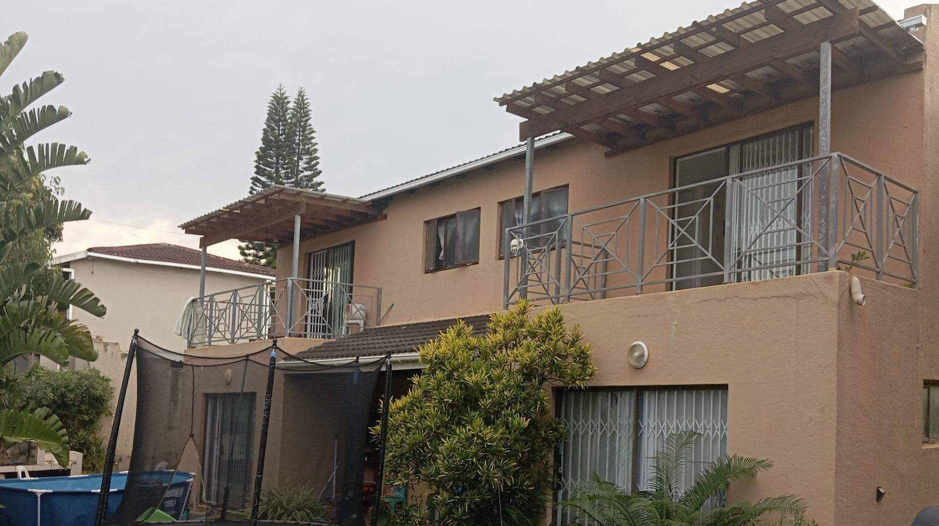 Front View of property in Trafalgar