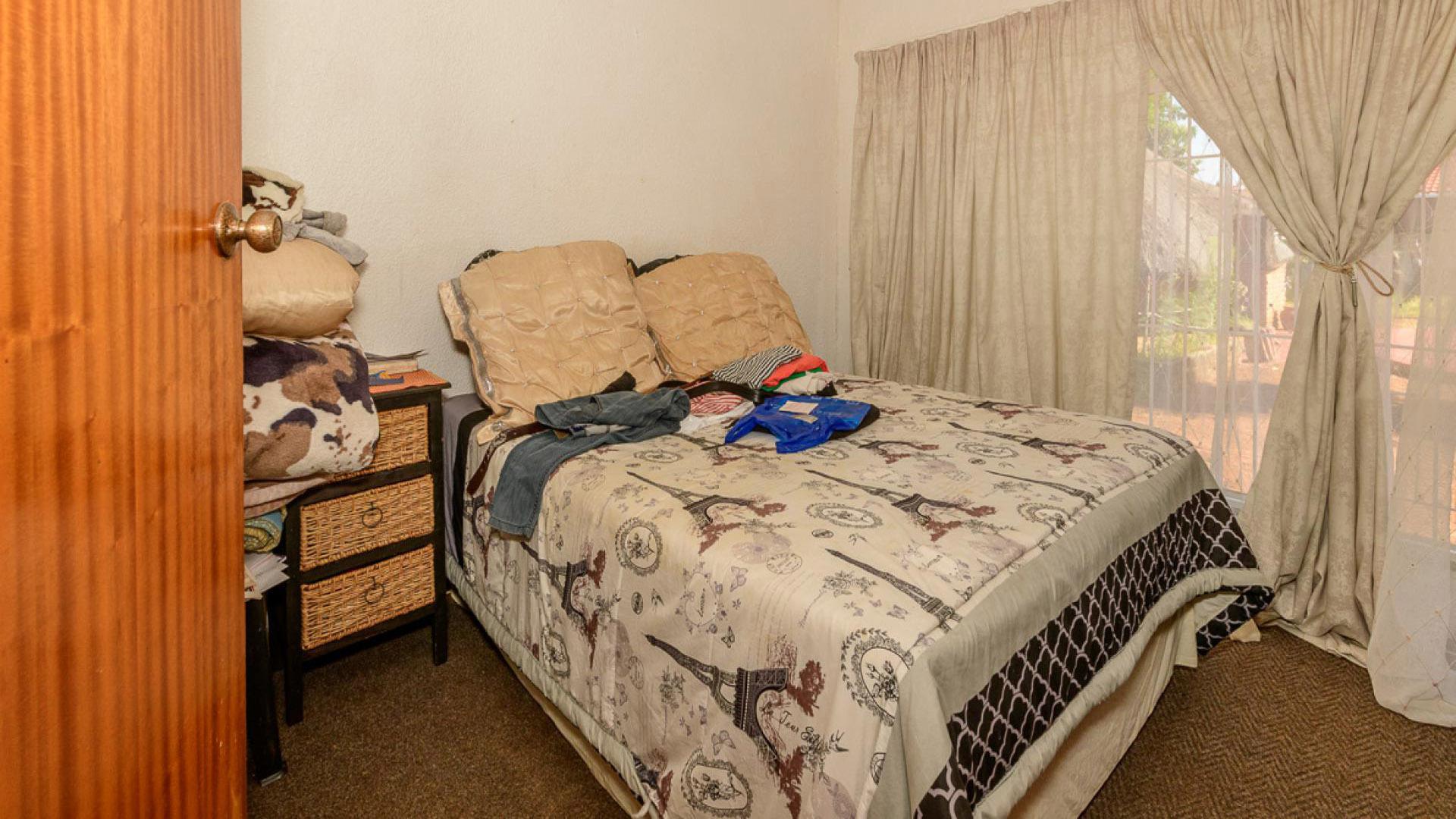 Lounges of property in Klerksdorp