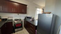 Kitchen of property in Willows