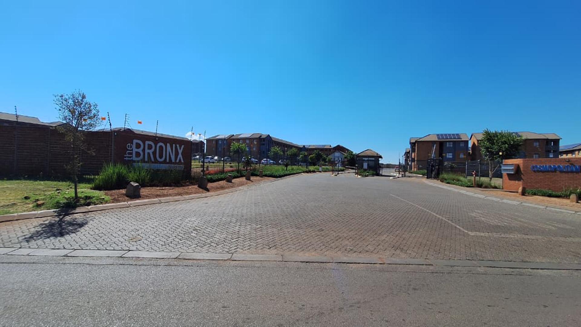 Front View of property in Watervalspruit