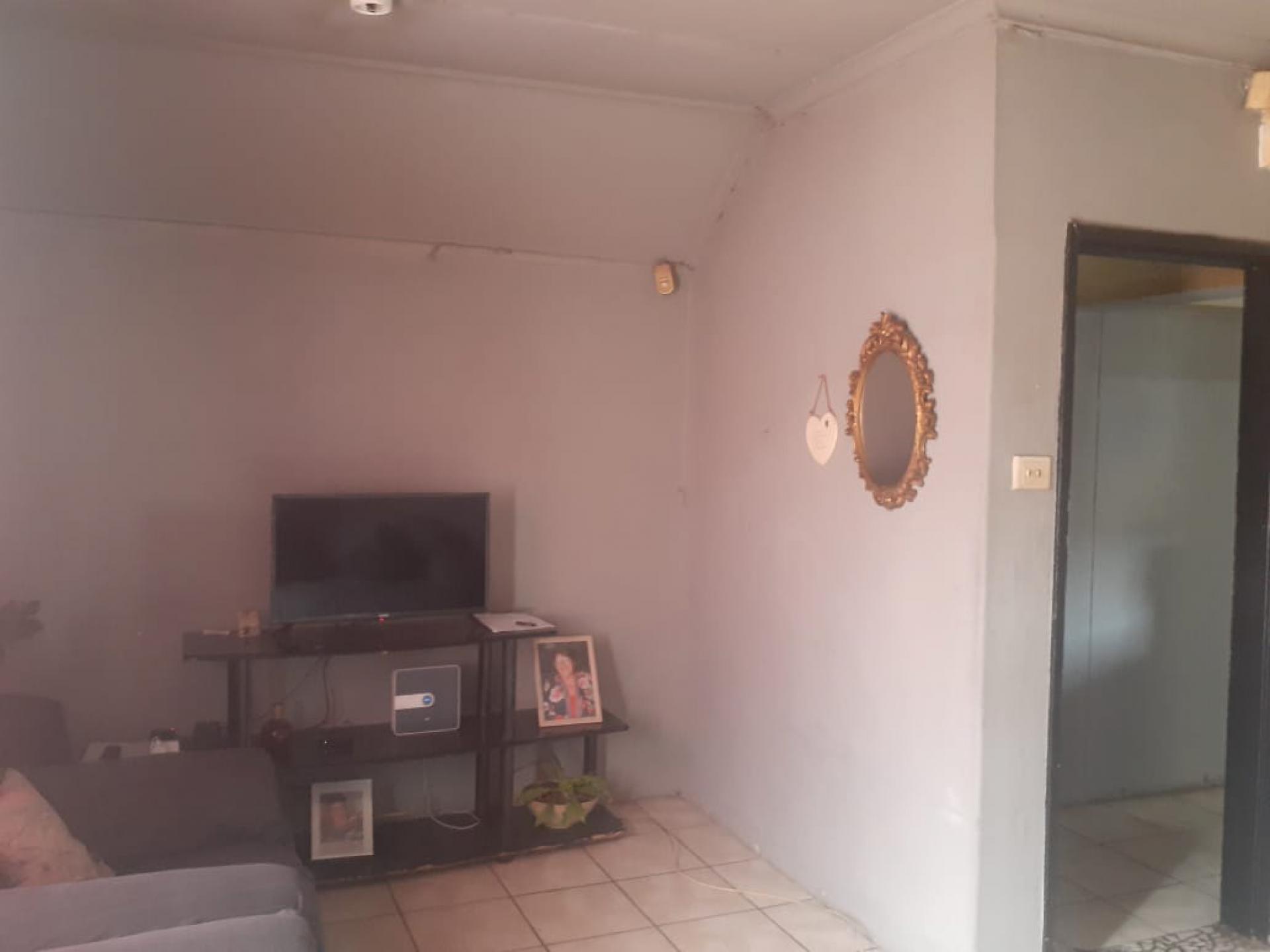  of property in Algoa Park