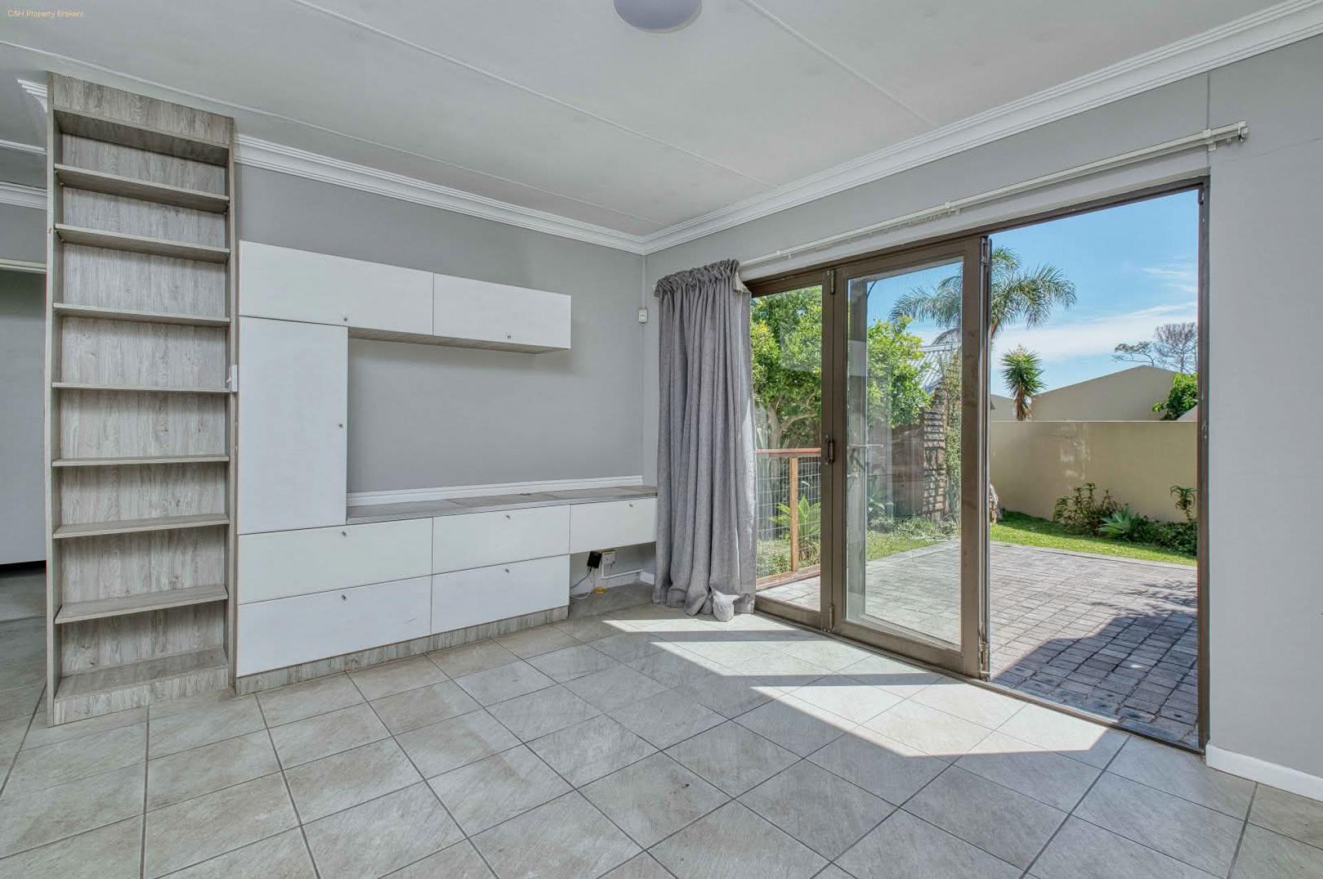  of property in Lorraine