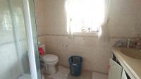 Main Bathroom - 8 square meters of property in Ferncliffe