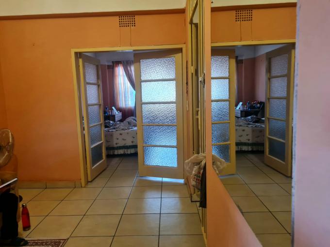 1 Bedroom Apartment for Sale For Sale in Turffontein - MR706763