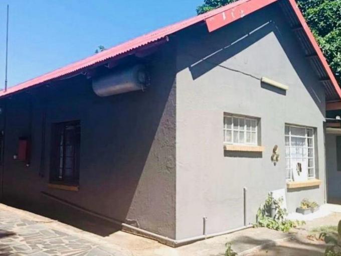 6 Bedroom House for Sale For Sale in Rustenburg - MR706781