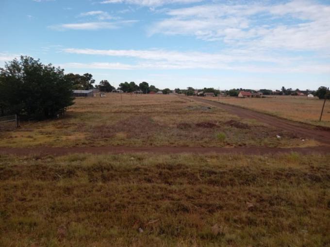 Land for Sale For Sale in Springfontein - MR706797