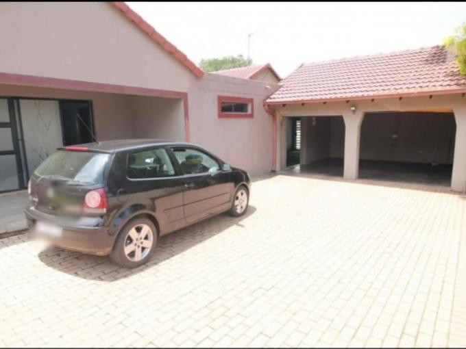 3 Bedroom House for Sale For Sale in Boksburg - MR706800