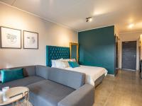  of property in Menlo Park