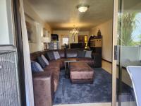  of property in Glenvista