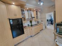  of property in Brackenhurst