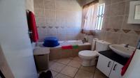 Bathroom 1 - 7 square meters of property in Midrand
