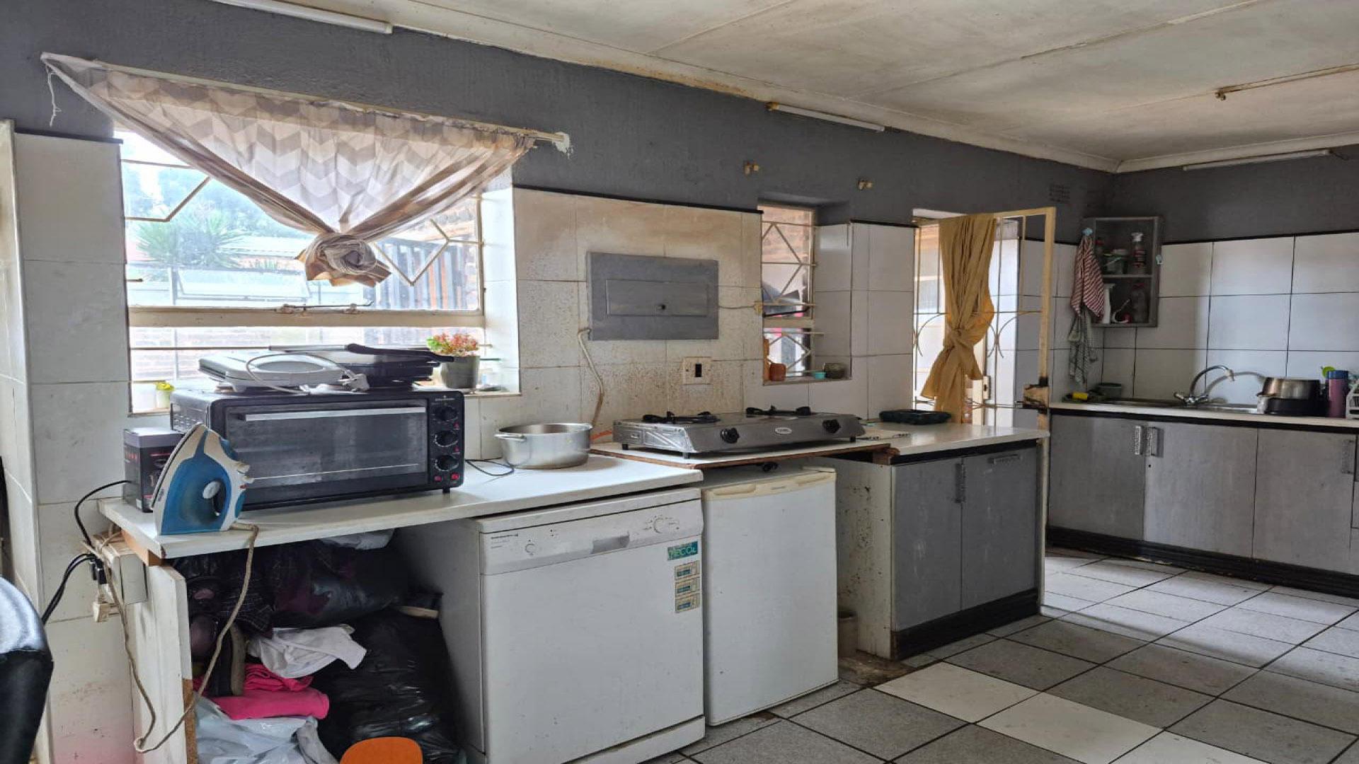 Kitchen of property in Georginia