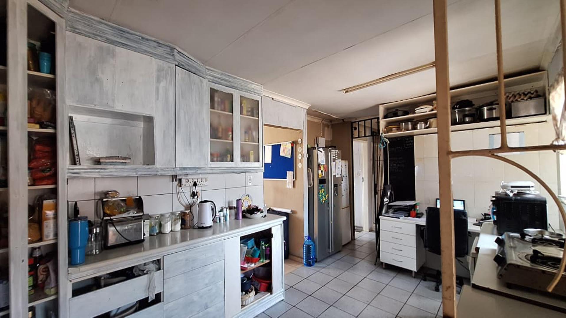 Kitchen - 16 square meters of property in Georginia