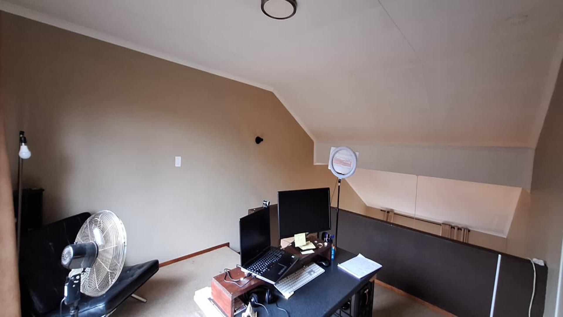 Study - 26 square meters of property in Radiokop