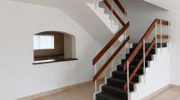 Lounges of property in Humewood 