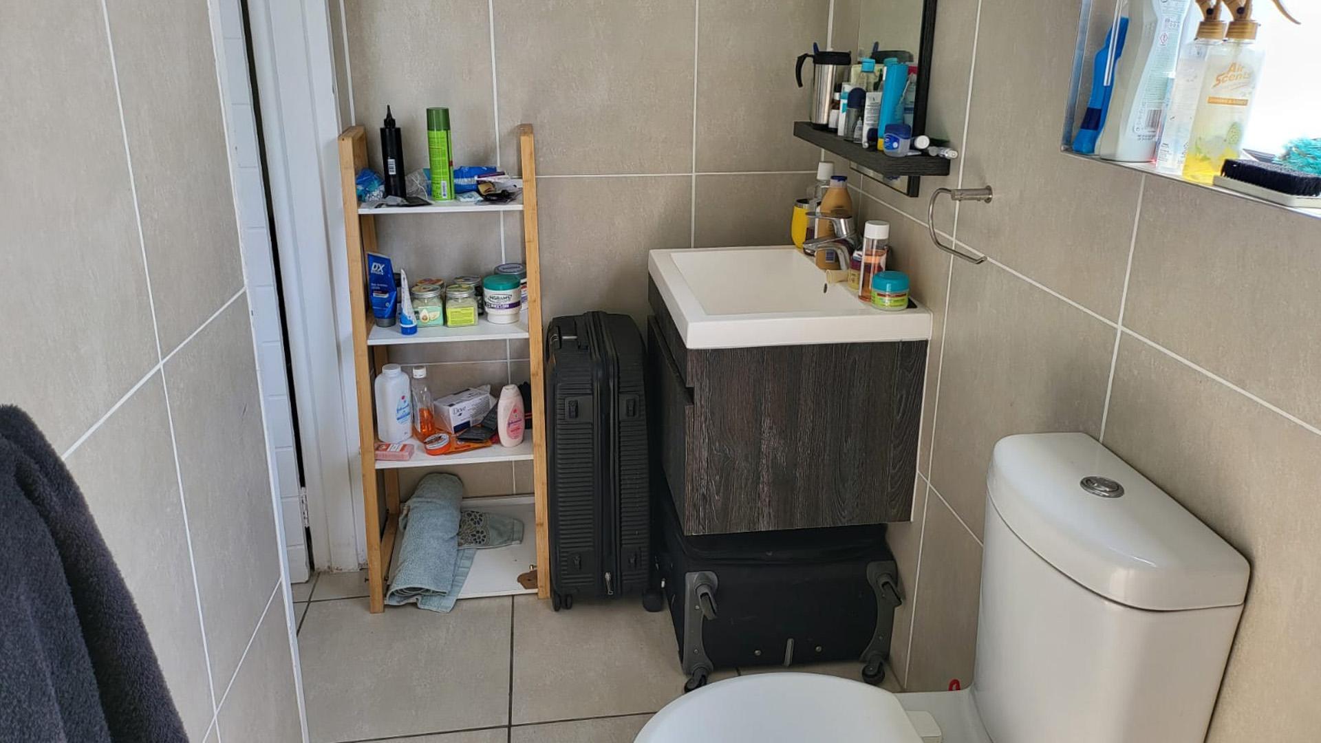 Bathroom 1 of property in The Sandown