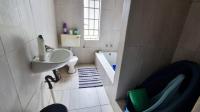 Bathroom 1 of property in Delmas West