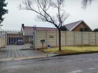 4 Bedroom 2 Bathroom House for Sale for sale in Parkdene (JHB)