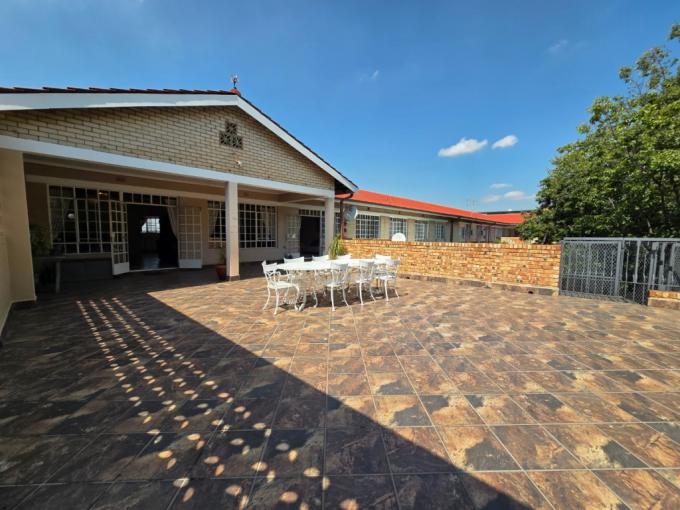 4 Bedroom Simplex for Sale For Sale in Randhart - MR706931