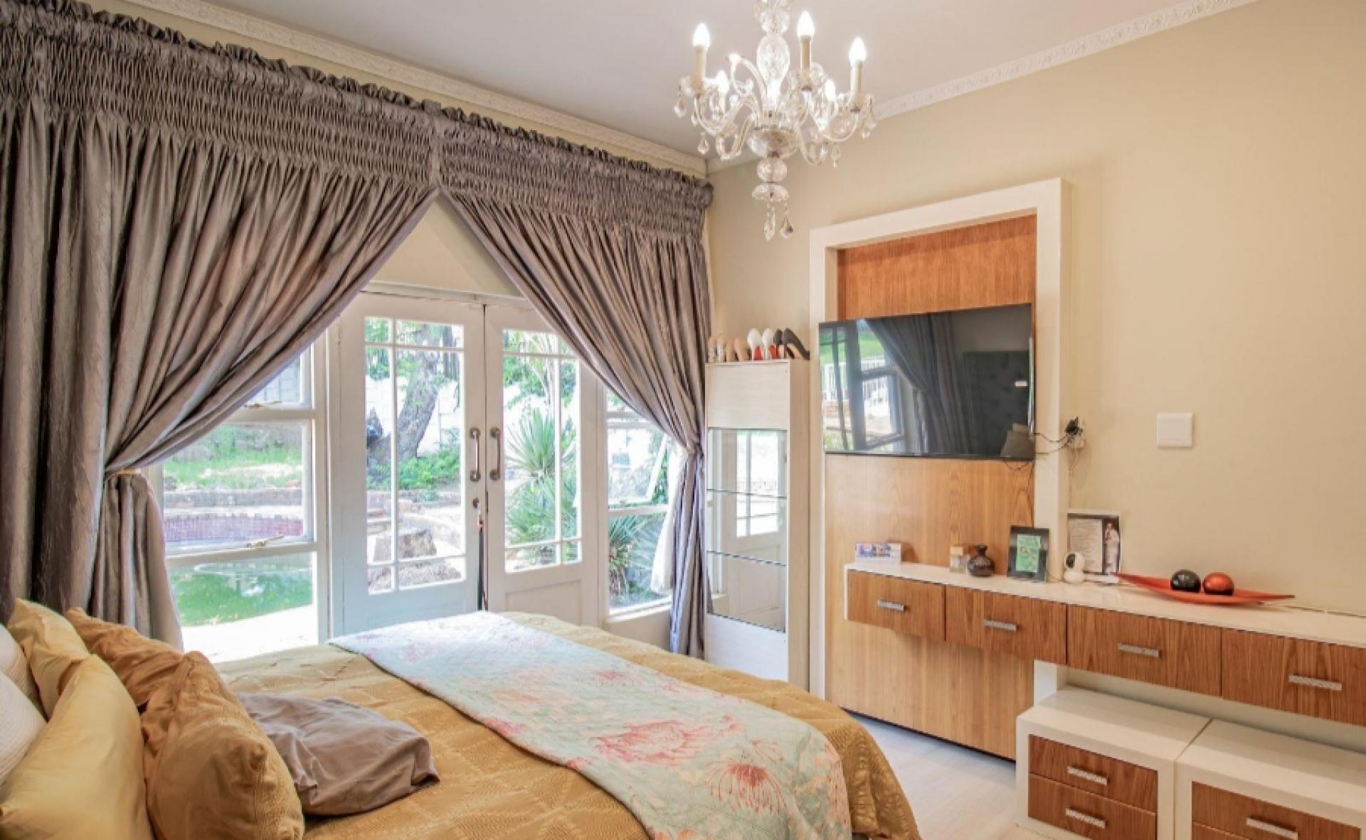  of property in Vorna Valley