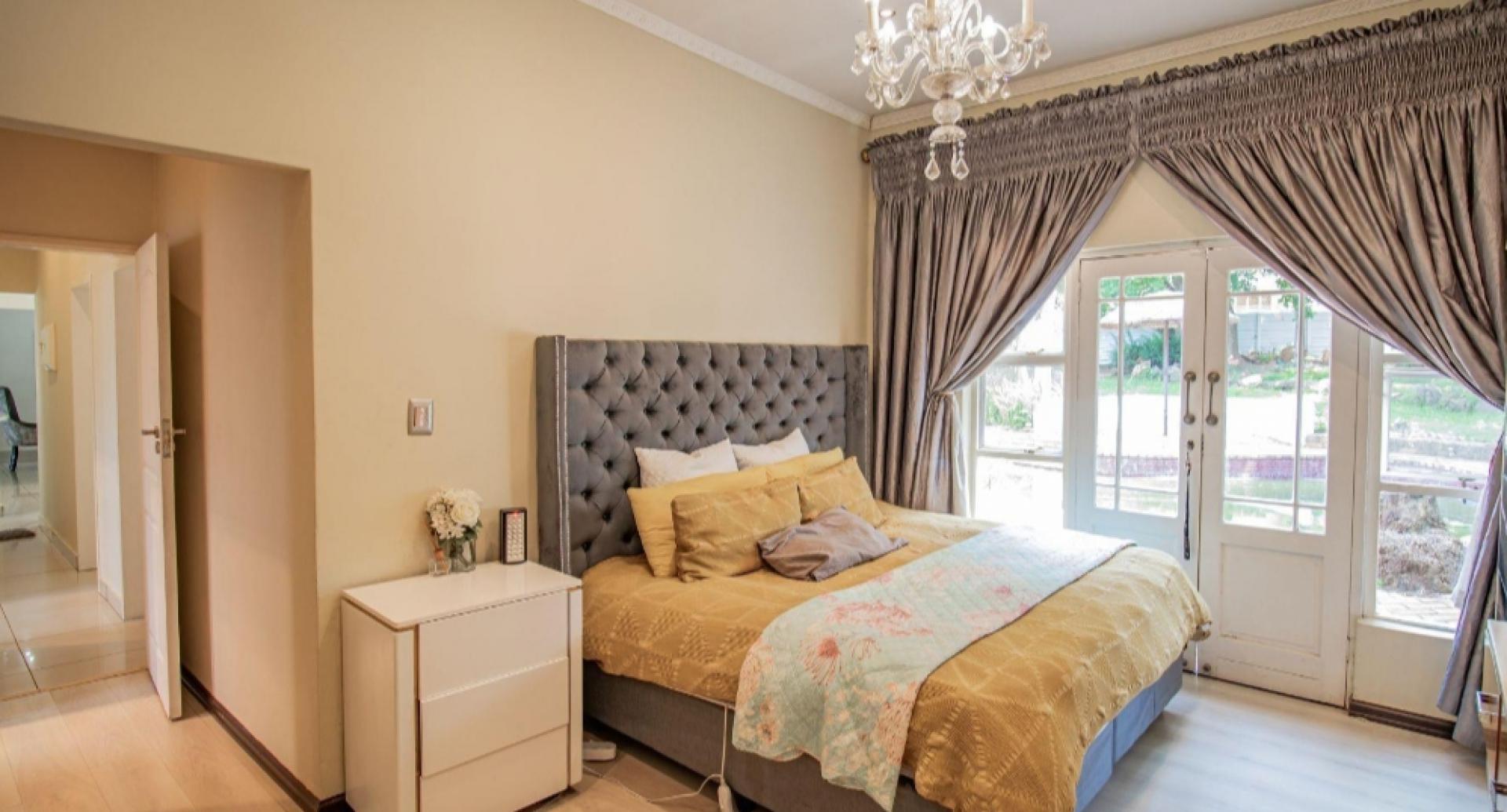  of property in Vorna Valley