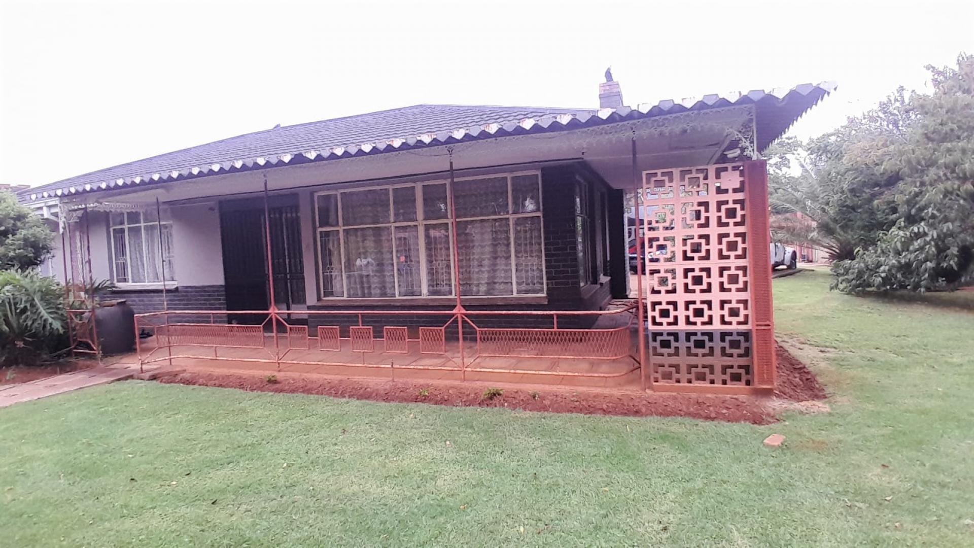 Front View of property in Carletonville