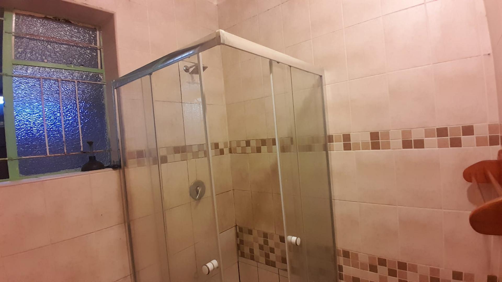 Bathroom 1 of property in Carletonville