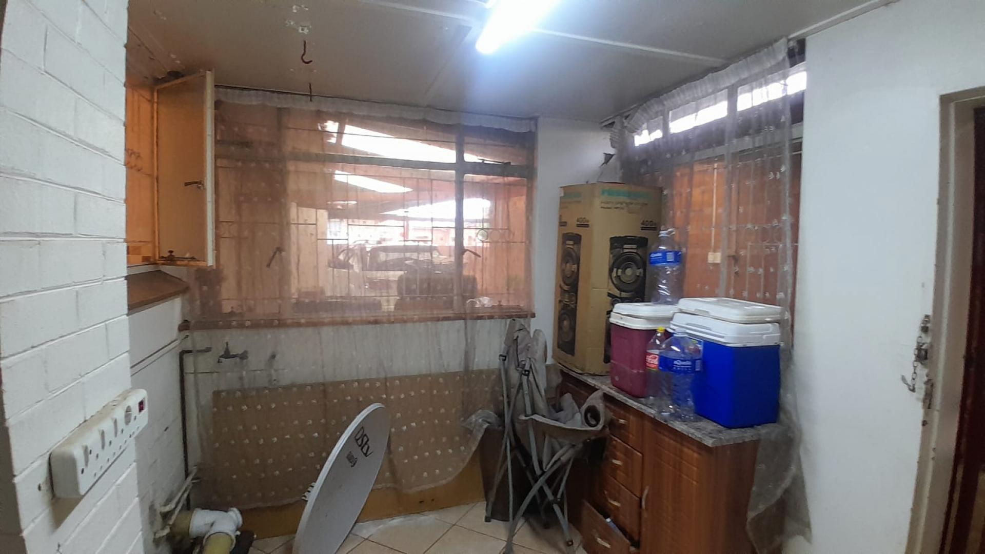 Kitchen of property in Carletonville