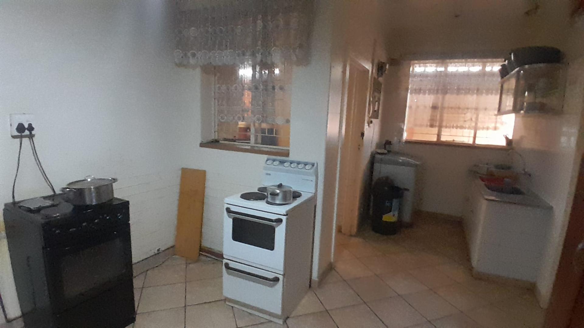 Kitchen of property in Carletonville