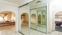Main Bedroom of property in Kibler Park