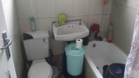 Bathroom 1 of property in Kwandengezi