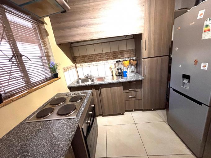 1 Bedroom Sectional Title for Sale For Sale in Wilkeville - MR706966