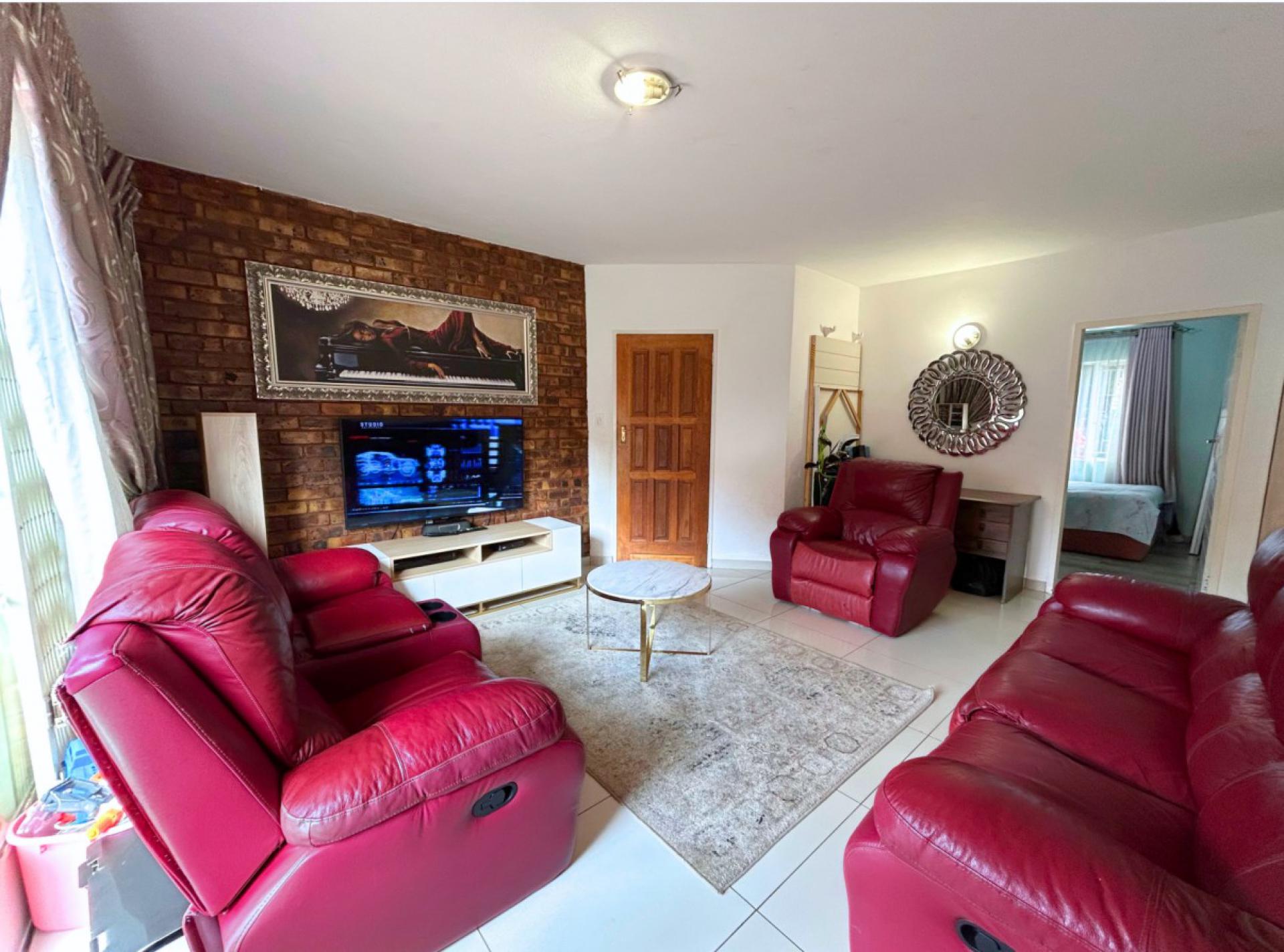  of property in Zwartkop