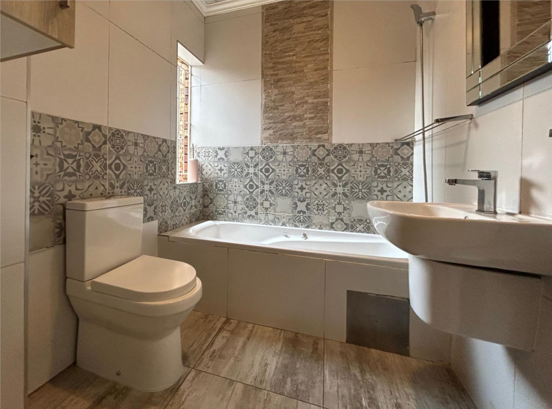  of property in Zwartkop