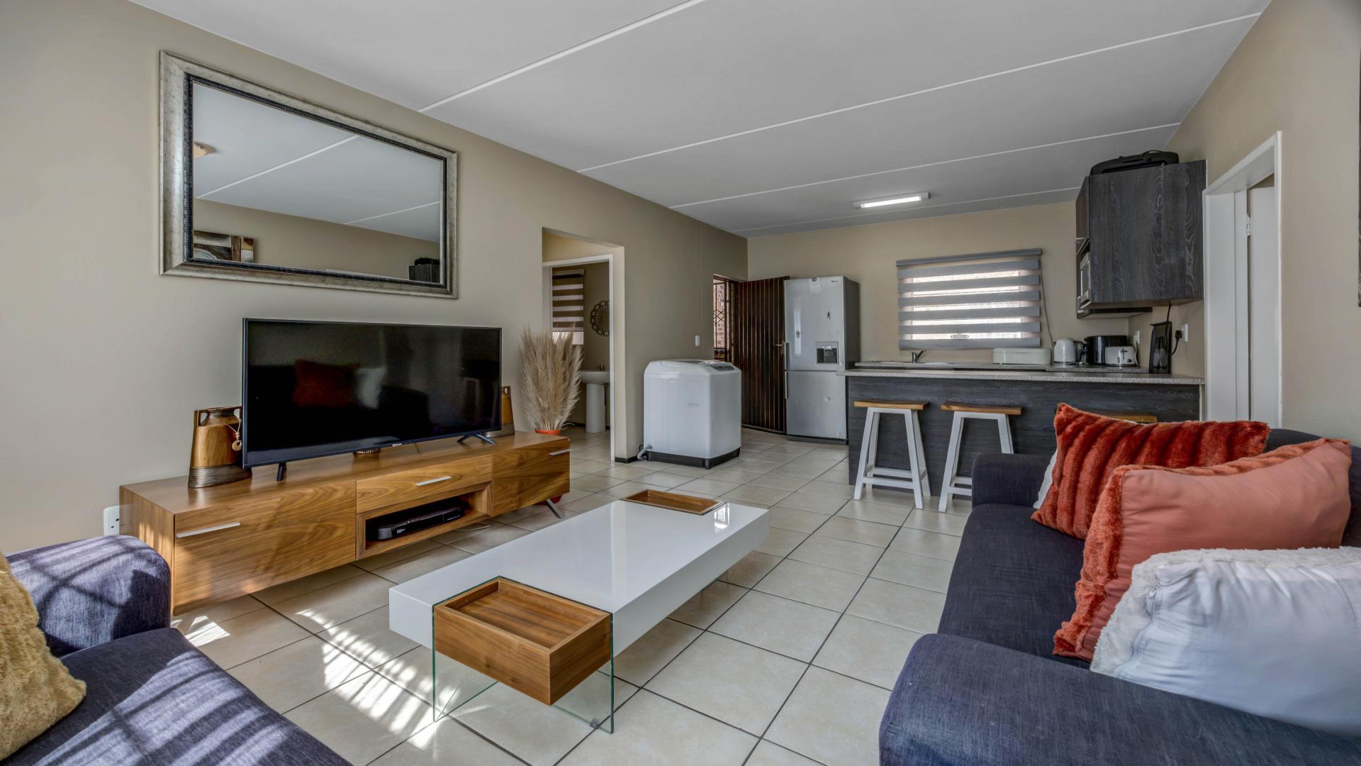 Lounges of property in Alsef A.H.
