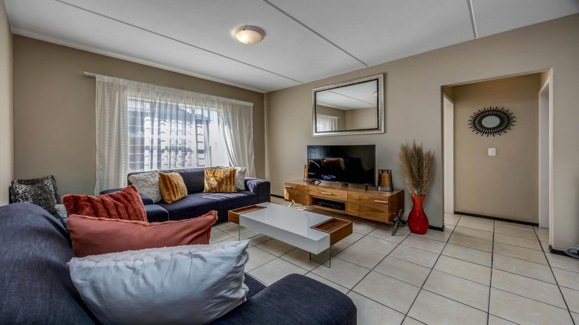 Lounges of property in Alsef A.H.