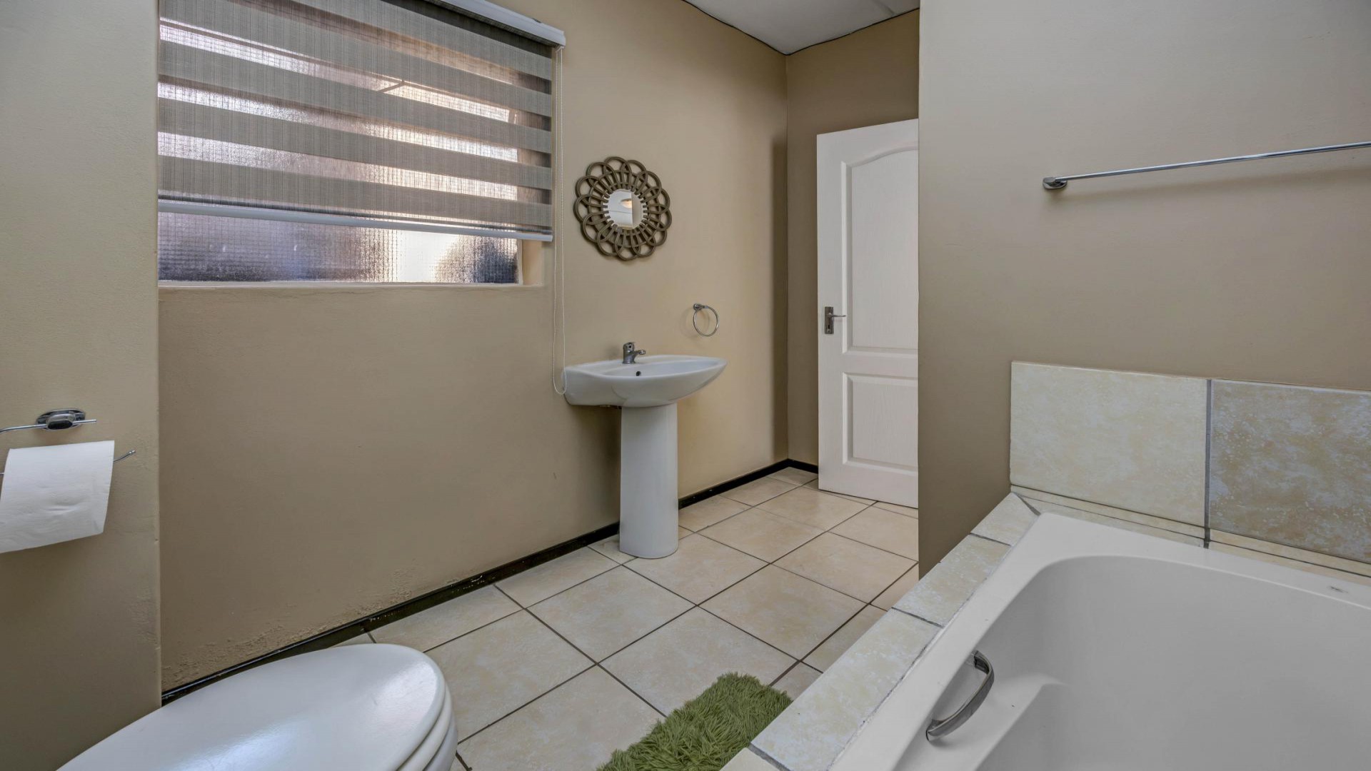 Bathroom 1 of property in Alsef A.H.