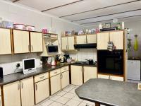 Kitchen of property in Flamwood