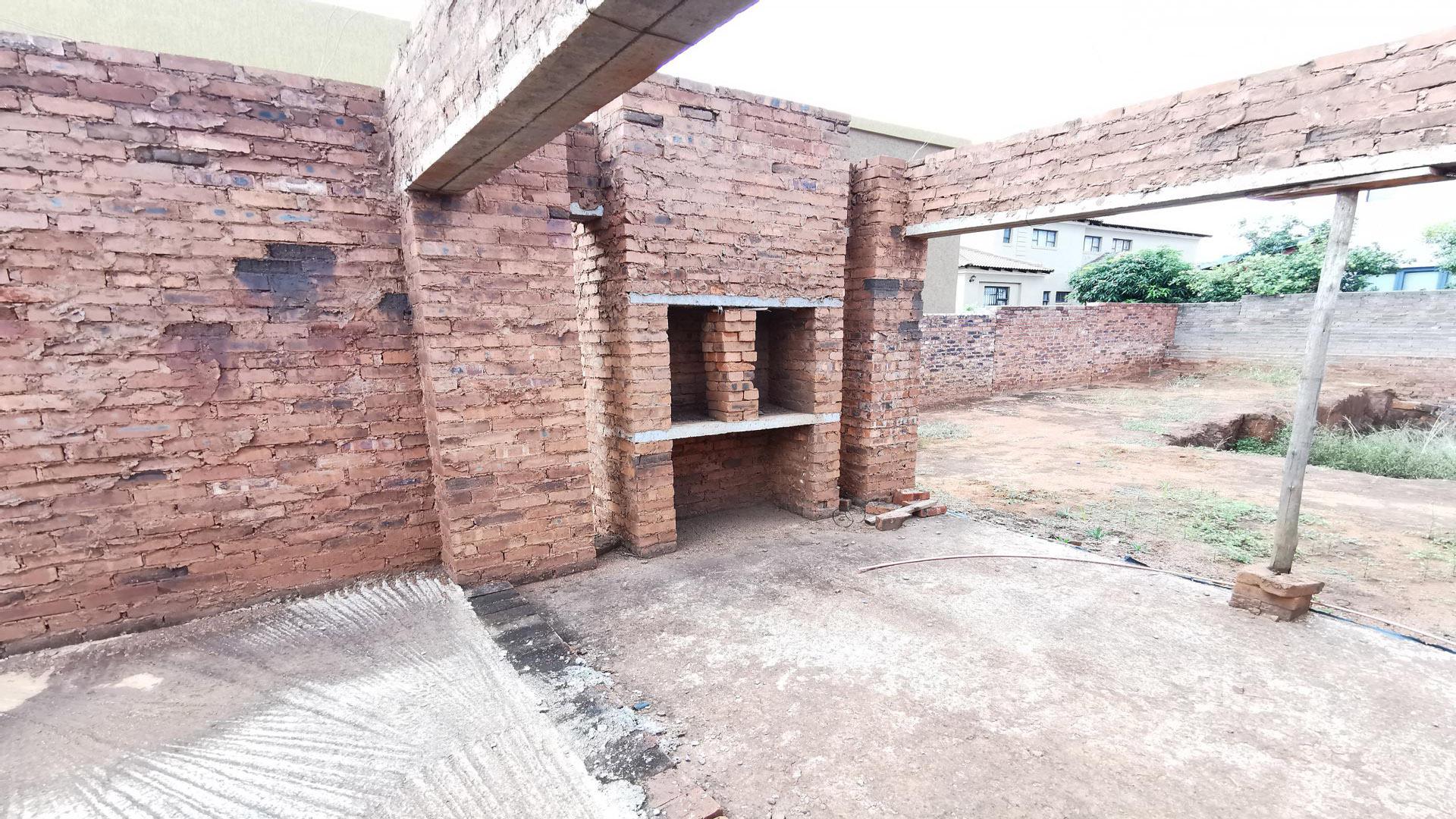 Spaces of property in Amandasig