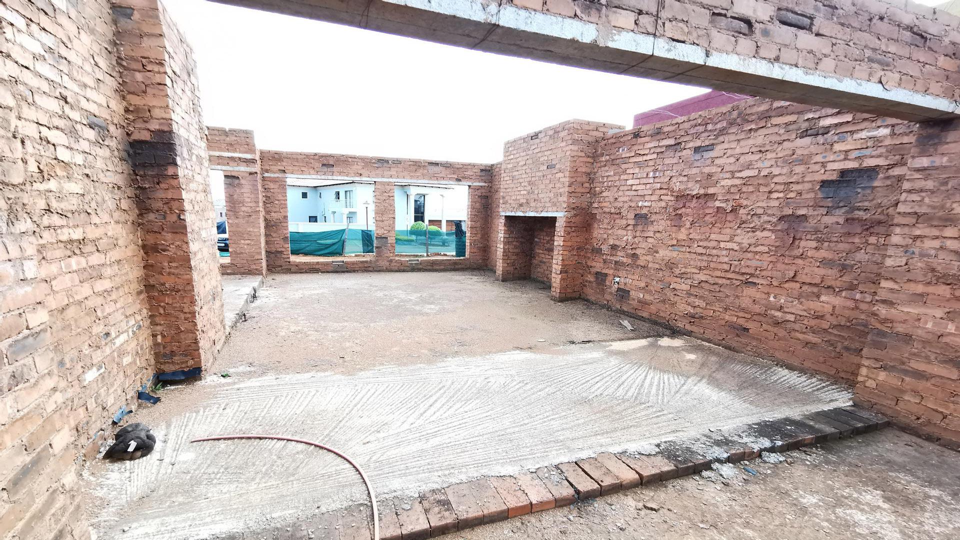 Spaces of property in Amandasig