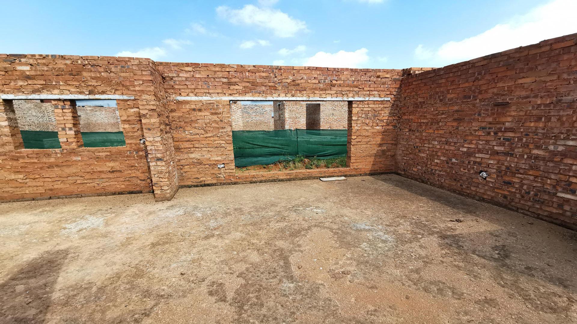 Spaces of property in Amandasig