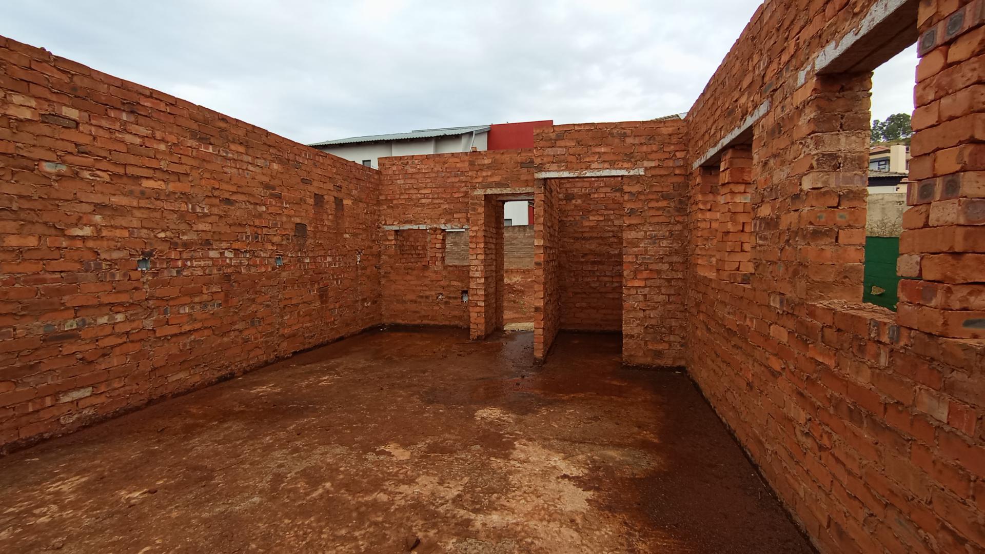 Spaces - 220 square meters of property in Amandasig