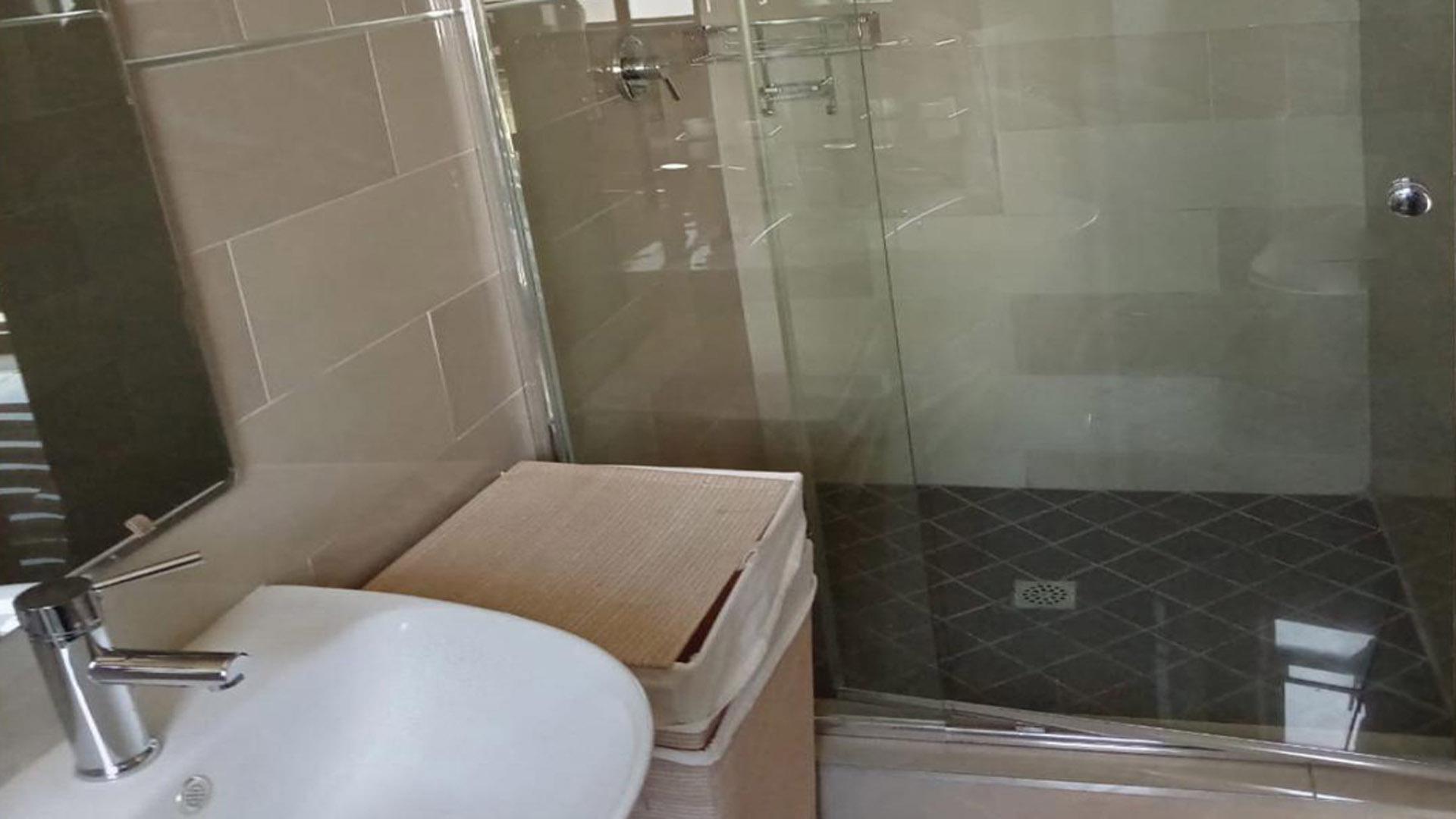 Bathroom 3+ of property in Boardwalk Manor Estate