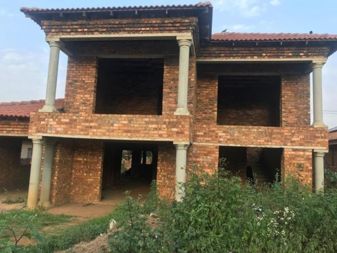 4 Bedroom House for Sale For Sale in Mineralia - MR706996