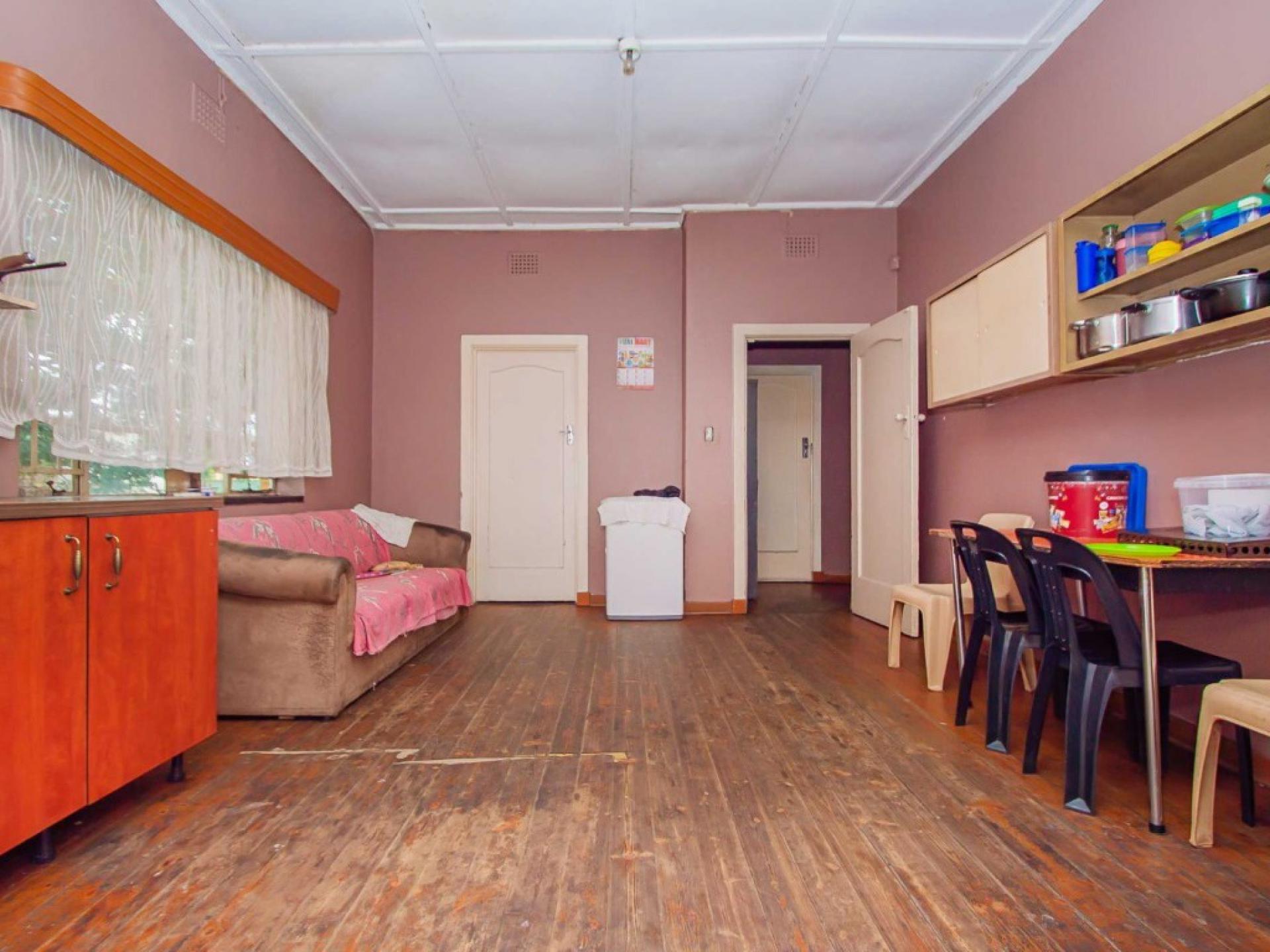  of property in Roodepoort