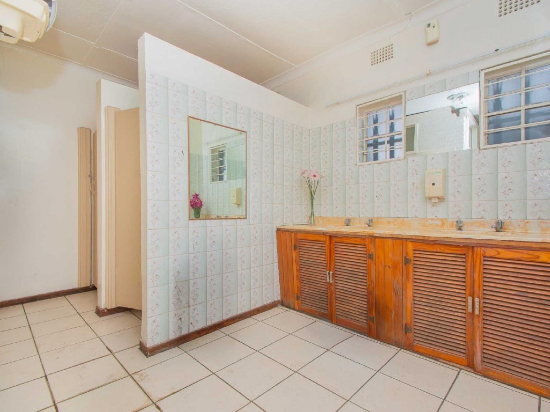  of property in Roodepoort