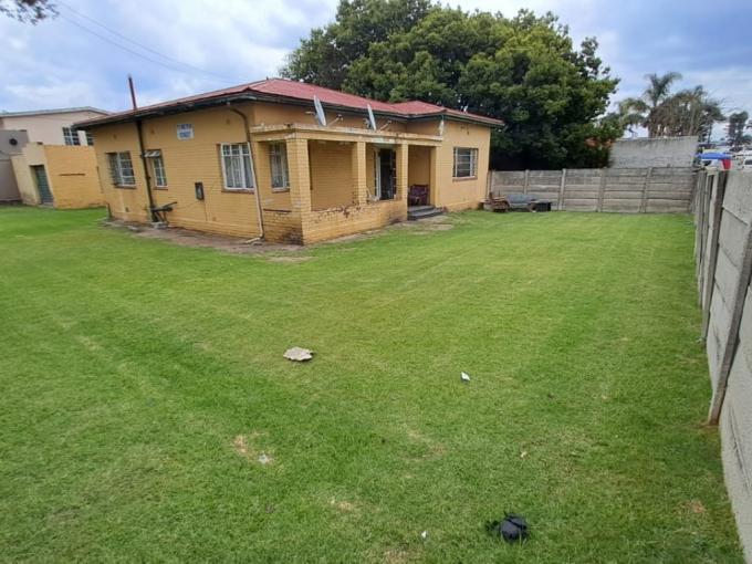3 Bedroom House for Sale For Sale in Roodepoort - MR707013