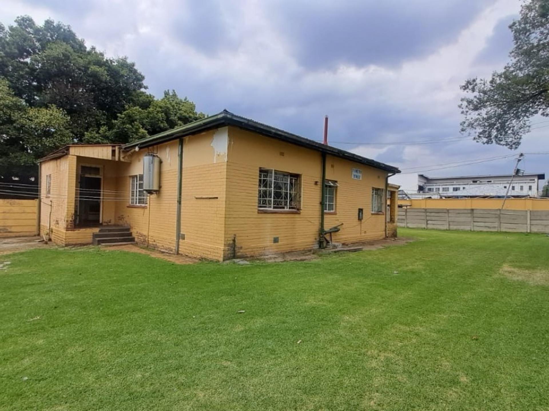  of property in Roodepoort